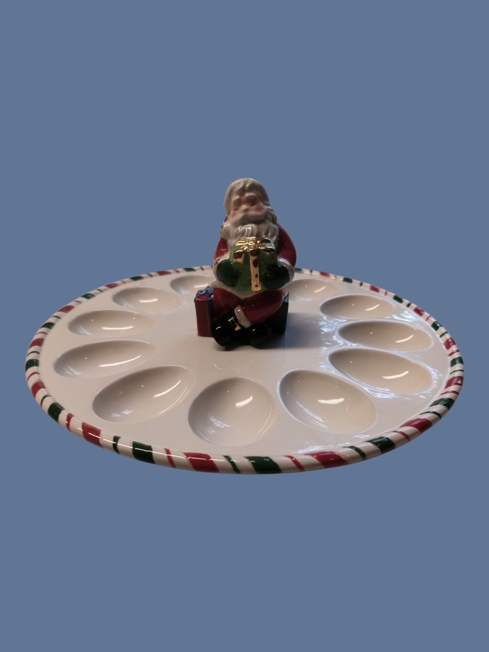 Kathy Ireland Home "Once Upon a Christmas" by Gorham Santa Ceramic  Egg Platter - Picture 3 of 12